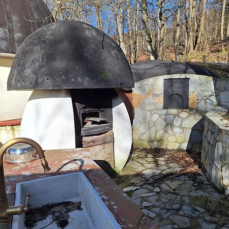 Il Villaggio Dei Puffi Bardineto Екстериор снимка