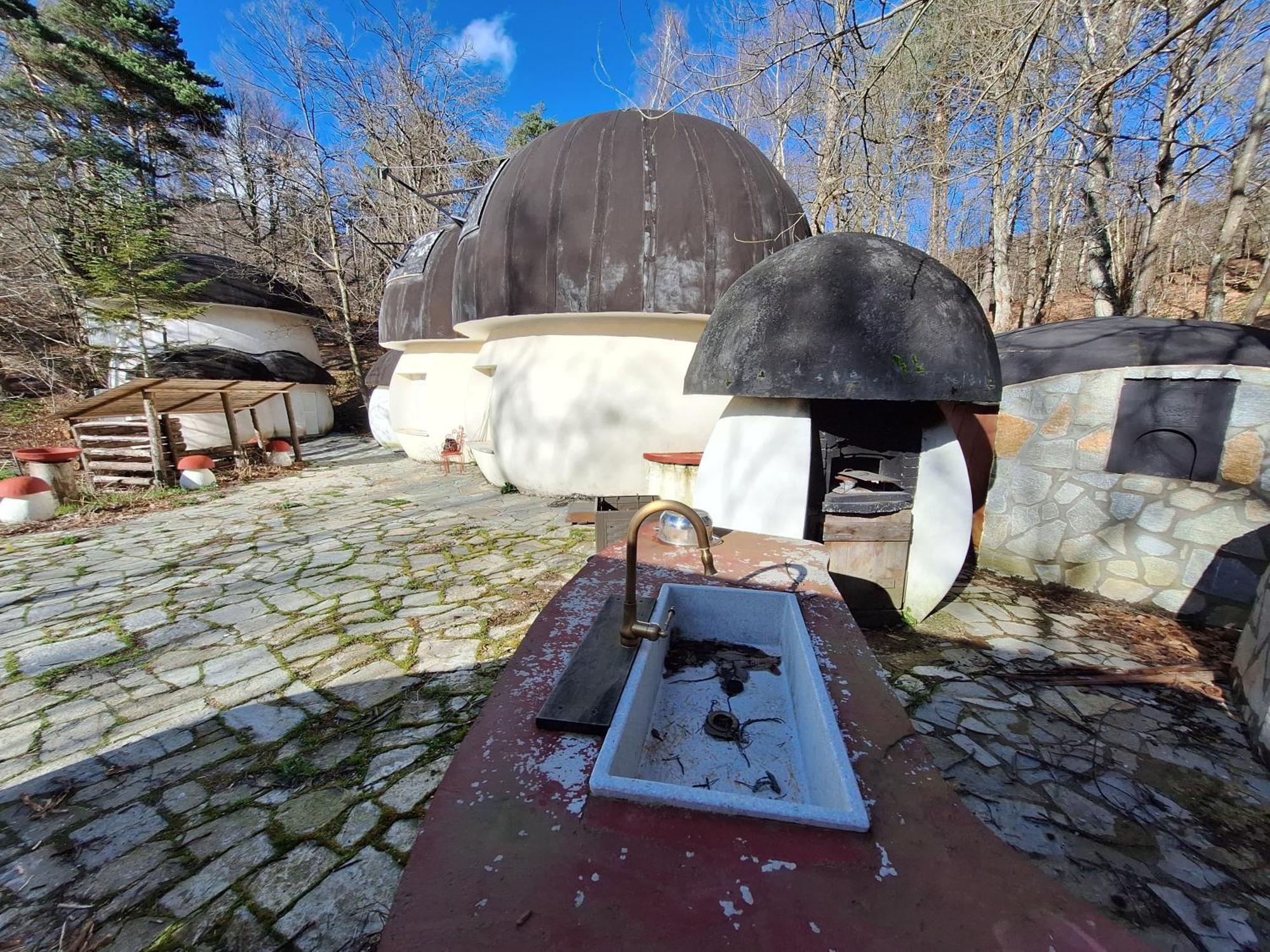 Il Villaggio Dei Puffi Bardineto Екстериор снимка