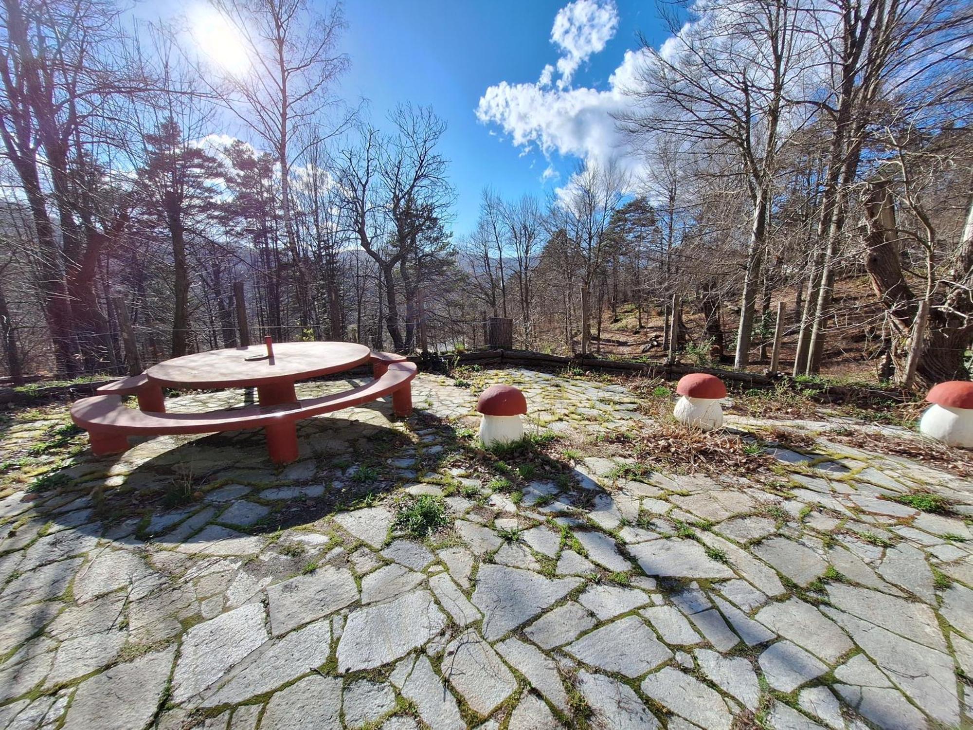 Il Villaggio Dei Puffi Bardineto Екстериор снимка